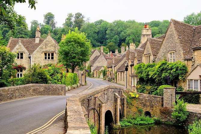 Iconic Cotswolds Half-Day Luxury Tour From Bath for 2-8 Guests - Luxury Cotswolds Experience