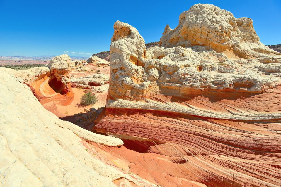 Kanab: White Pocket Hiking Tour in Vermilion Cliffs - Inclusions in the Tour