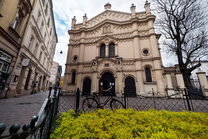 Krakow Jewish Quarter Shared Tour in a Small Group - Tour Features