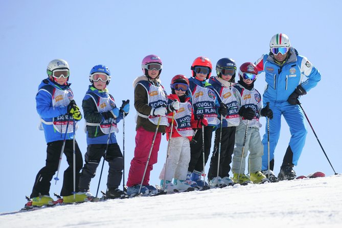 Lessons in Mini-Group - 2 Hours a Day - Skiing - Meeting Point and Location