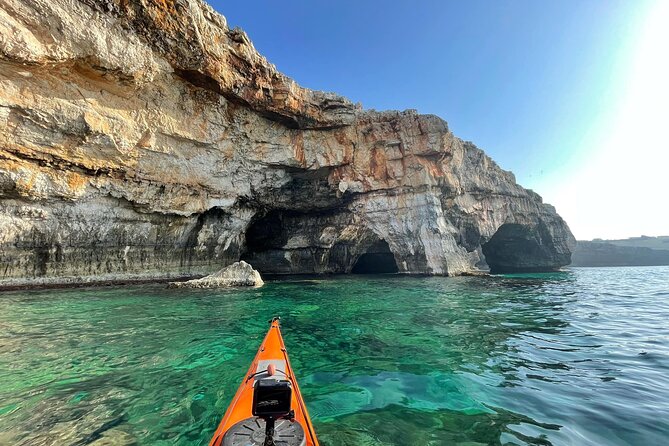 Leuca Kayak Tour With Swimming Stop and Cave Exploration - Included in the Experience