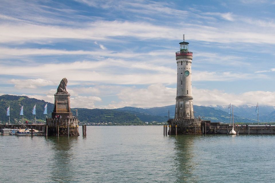 Lindau: Private Guided Walking Tour - Mangturm Tower Admiration