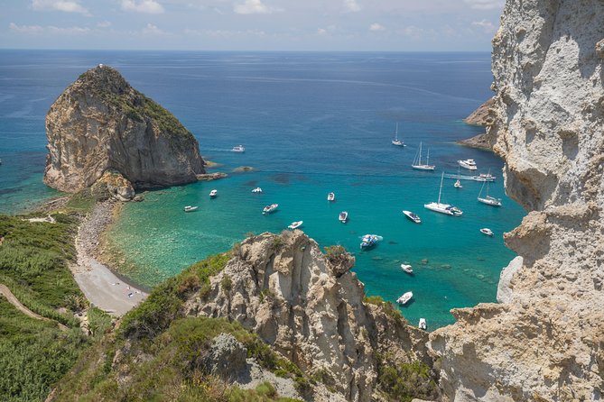 Line for the Islands of Ponza and Palmarola - Highlights of the Tour