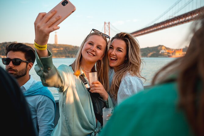 Lisbon Boat Party / Amazing Sunset Sailing Tour - Meeting Point