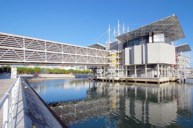 Lisbon Oceanario: Aquarium Entrance Ticket - Accessibility and Public Transportation