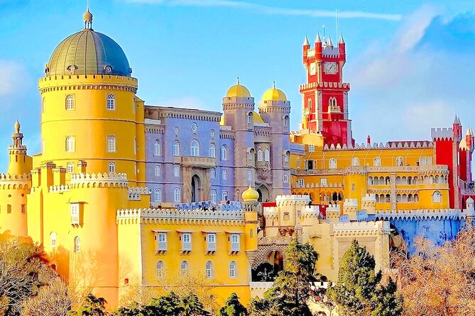 Lisbon: Pena Palace & Garden, Sintra, CaboRoca & Cascais Day Tour - Included in the Tour