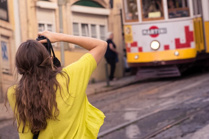 Lisbon Photography Walk With a Local - Reviews