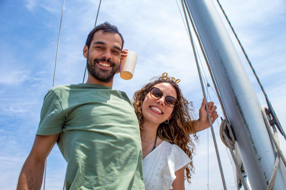 Lisbon Romantic Boat Tour - Itinerary and Sightseeing Highlights