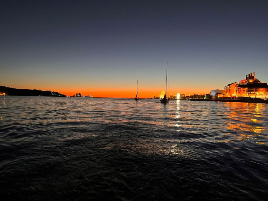 Lisbon: Sailboat Sunset Tour With a Drink - Experience Highlights