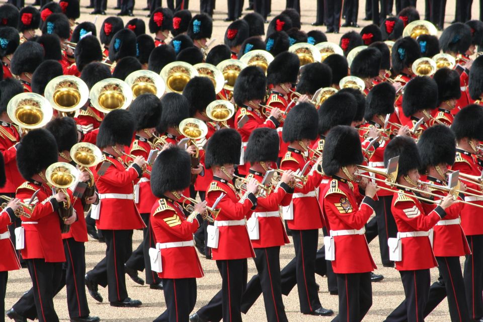 London: Buckingham Palace Changing of the Guard Guided Tour - Tour Highlights