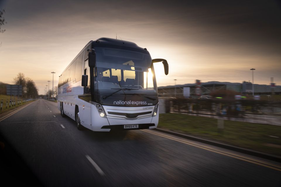 London: Bus Transfer Between Stansted & Luton Airports - Highlights of the Service