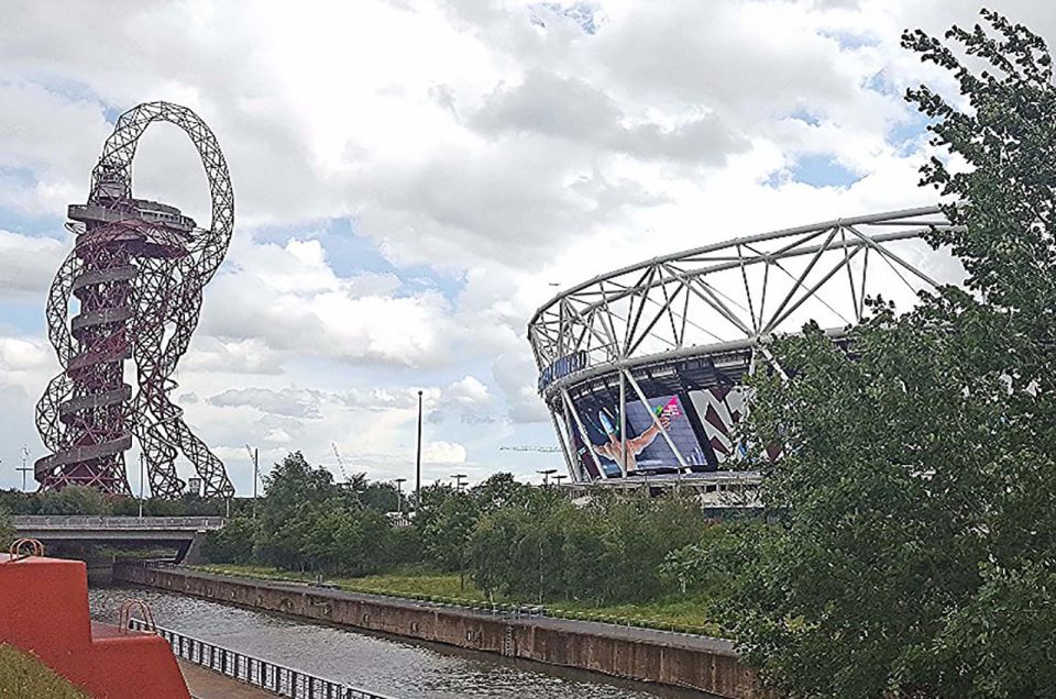 London Football and Stadiums Taxi Tour - Unique Highlights