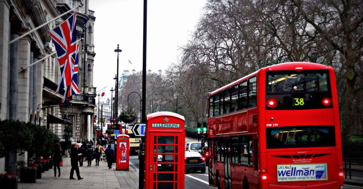 London: Private City Walking Tour With a Local - Highlights of the Tour