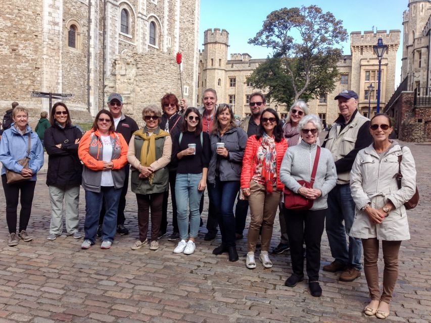 London: Tower of London, Beefeater Welcome, and Crown Jewels - Exclusive Beefeater Private Tour