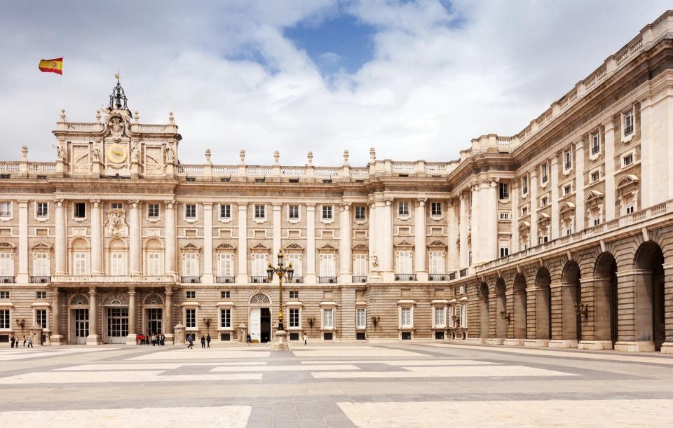 Madrid: Private Exclusive History Tour With a Local Expert - Influence of the Spanish Civil War