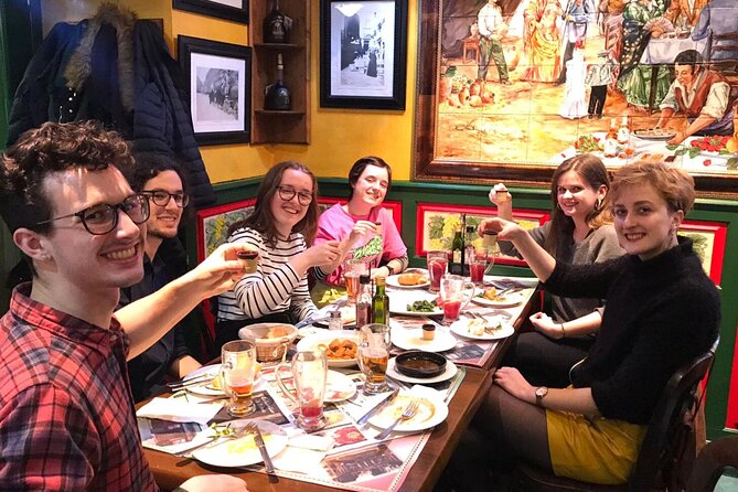 Madrid Tapas and Mysteries Walking Tour With Private Option and Pub Crawl - Food and Drink Details