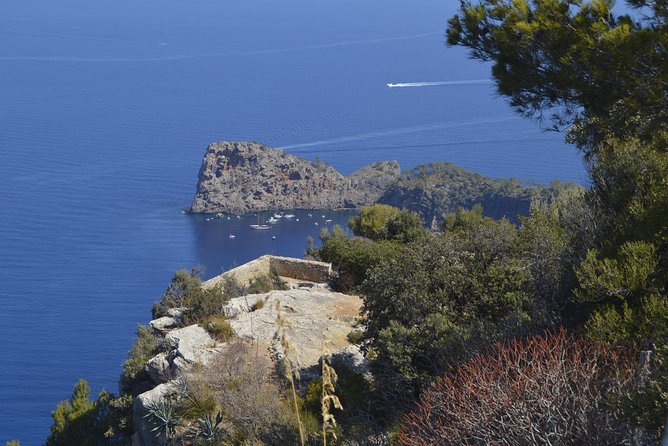 Mallorca Hidden Marvels: Guided Routes for Small Groups - Inclusions