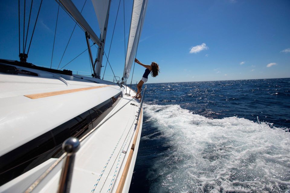 Mallorca: Private Full Day Cruise on a Sailing Yacht - Included Amenities