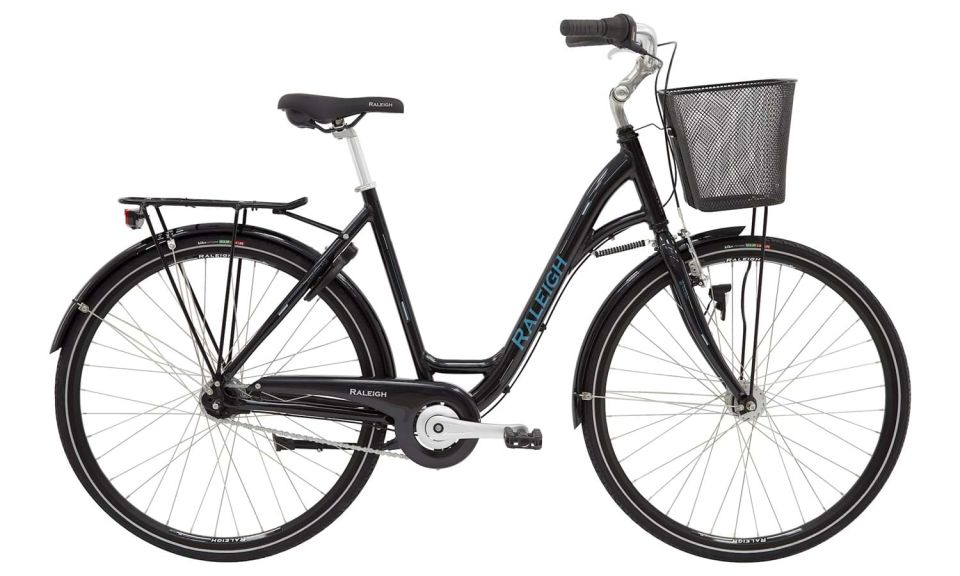 Malmo: City Bike Rental - Environmentally Friendly Exploration