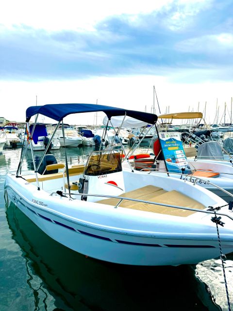 Marbella: Boat Rental Drive Yourself With Dolphin Sighting - Included in the Experience