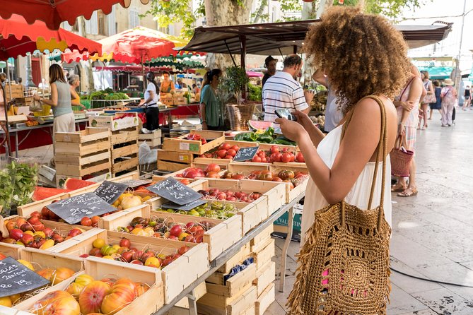 Market & Perched Villages of the Luberon Day Trip From Marseille - Picturesque Combe of Lourmarin