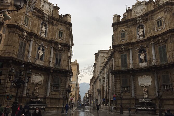 Markets and Monuments: Walking Tour in the Center of Palermo - Explore Historic Landmarks