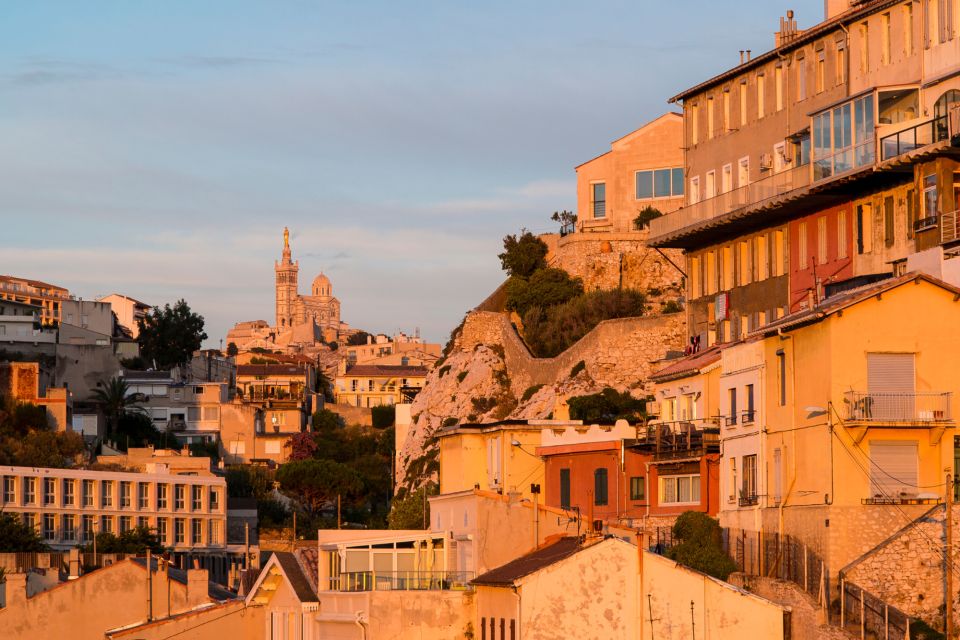 Marseille: First Discovery Walk and Reading Walking Tour - Uncovering Hidden Gems and Picturesque Places