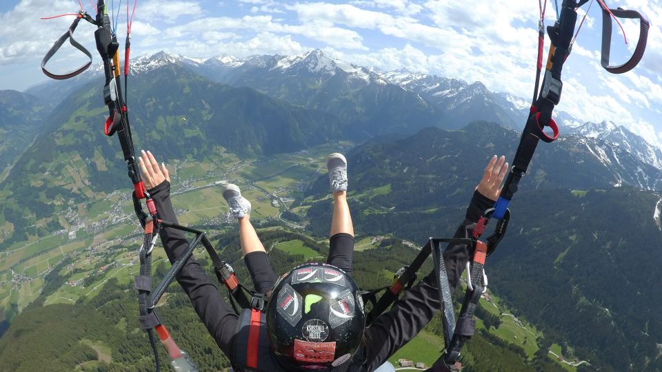 Mayrhofen: Paragliding Megaflight - Included in the Package