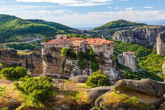 Meteora: Morning Half Day Sightseeing and Monasteries Tour - Meeting and Pickup