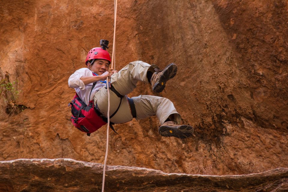 Moab: Morning or Afternoon Half-Day Rappelling Tour - Included in the Tour