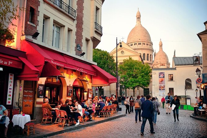 Montmartre/Sacre-Coeur/Paris- Artistic & Bohemian Epicenter - Charming Montmartre Village