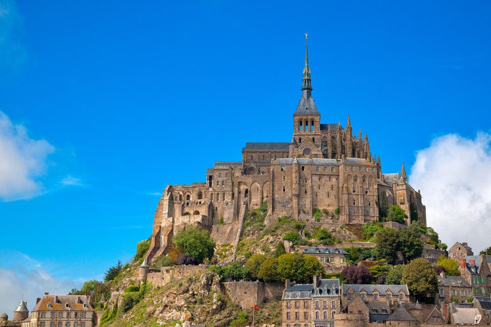 Mount Saint Michel: Departure From Le Havre, Deauville, Honfleur - Highlights