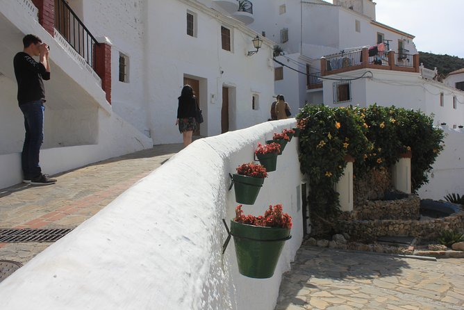 Mudejar Route and White Villages Small-Group Tour With Lunch - Pickup and Drop-off Service