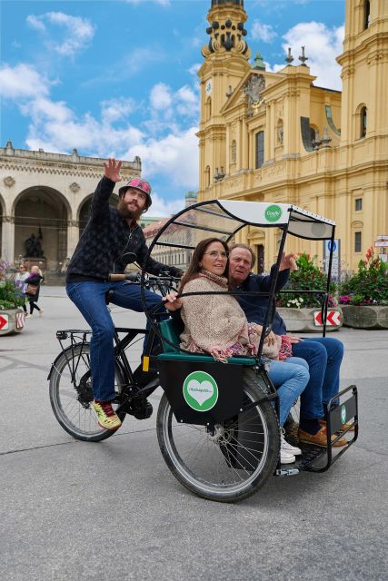 Munich: Old Town and English Garden Rickshaw Tour - Exploring Munichs Old Town