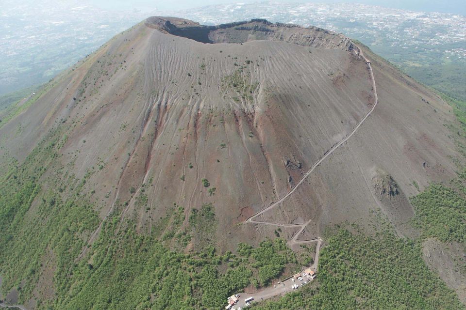 Naples: Pompeii, Herculaneum and Mt. Vesuvius Private Tour - Explore Pompeii