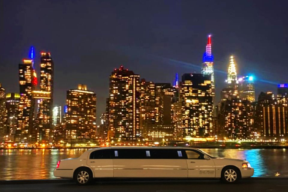 New York City: Private Manhattan Limousine Tour - Exploring Manhattans Neighborhoods