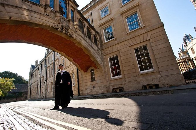 Oxford City and University Walking Small Group PUBLIC Tour - Inclusions and Exclusions