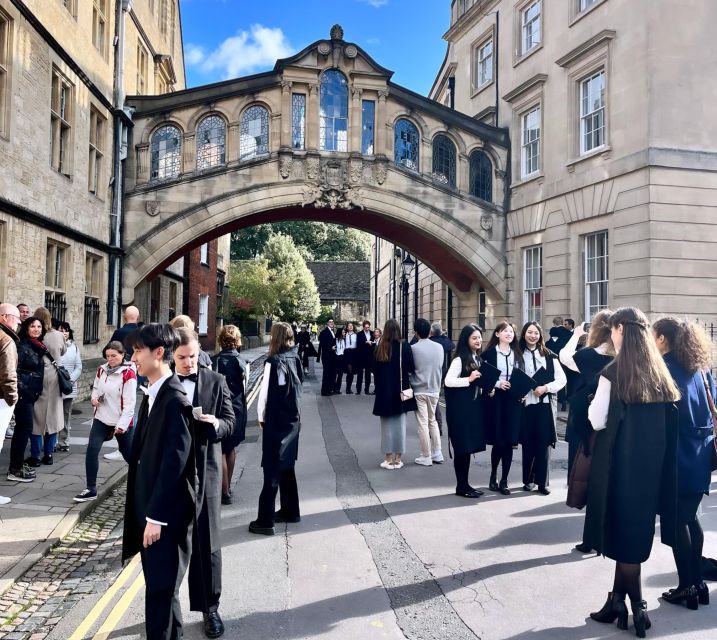 Oxford: City & University Walking Tour With College Entry - Meeting Point