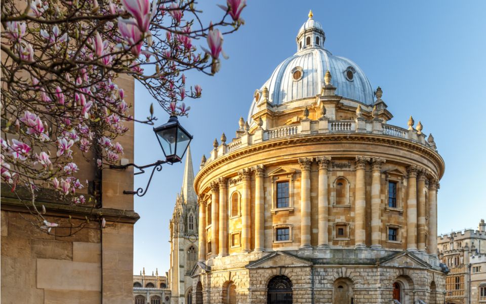 Oxford: Famous Alumni Outdoor Escape Game - Highlights and Experiences