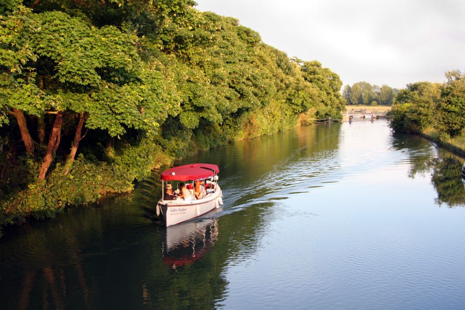 Oxford: Sightseeing River Cruise With Afternoon Tea - Afternoon Tea on Board