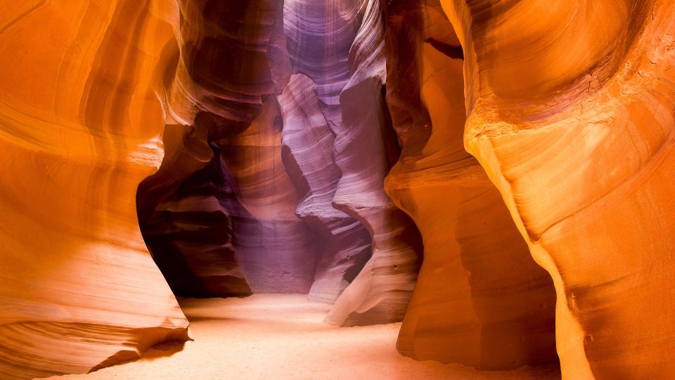 Page: Upper Antelope Canyon Tour With Navajo Guide - Exploring the Navajo Landscape