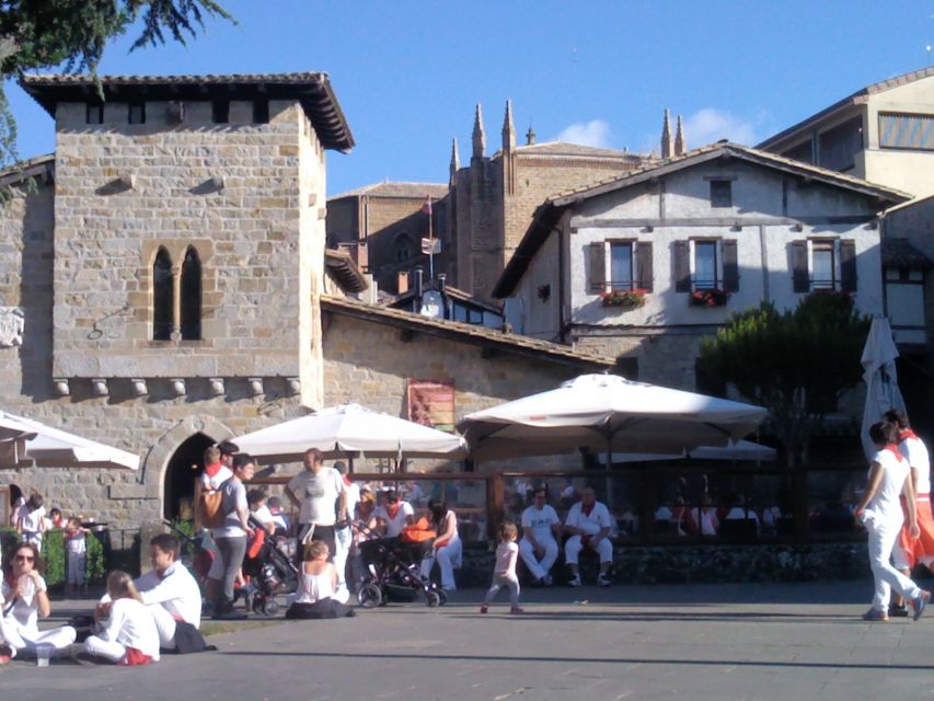 Pamplona: Best of the City Private Tour - Walking the San Fermin Festival Route