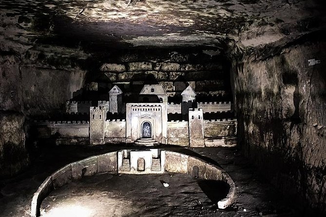 Paris Catacombs Skip the Line Guided Tour - Meeting and Pickup Details