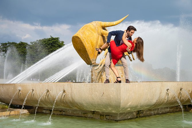 Paris Eiffel Tower Wedding Vows Renewal Ceremony With Photo Shoot - Photography Experience