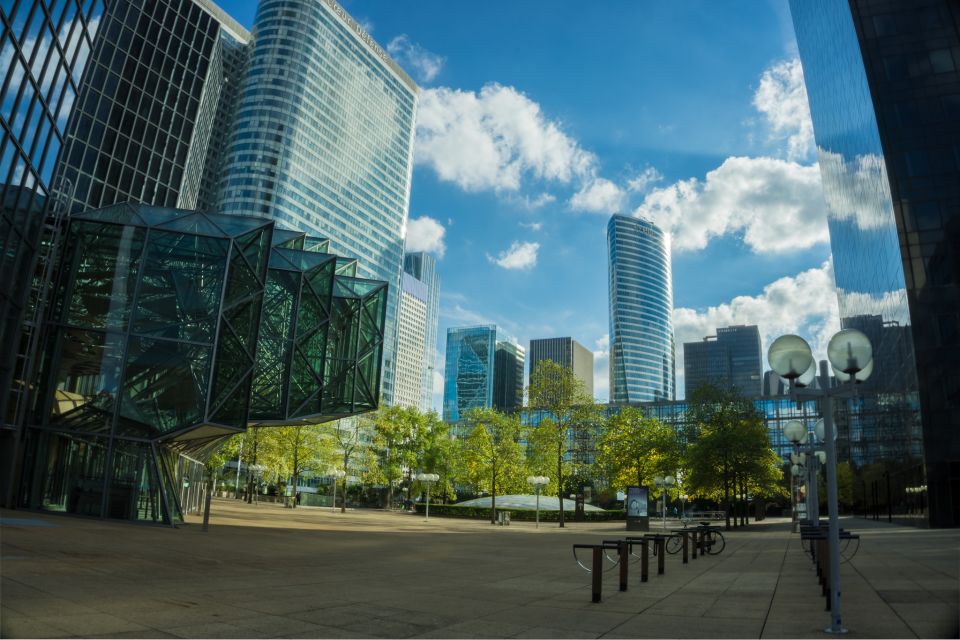 Paris: Private La Défense Walking Tour - Booking and Cancellation