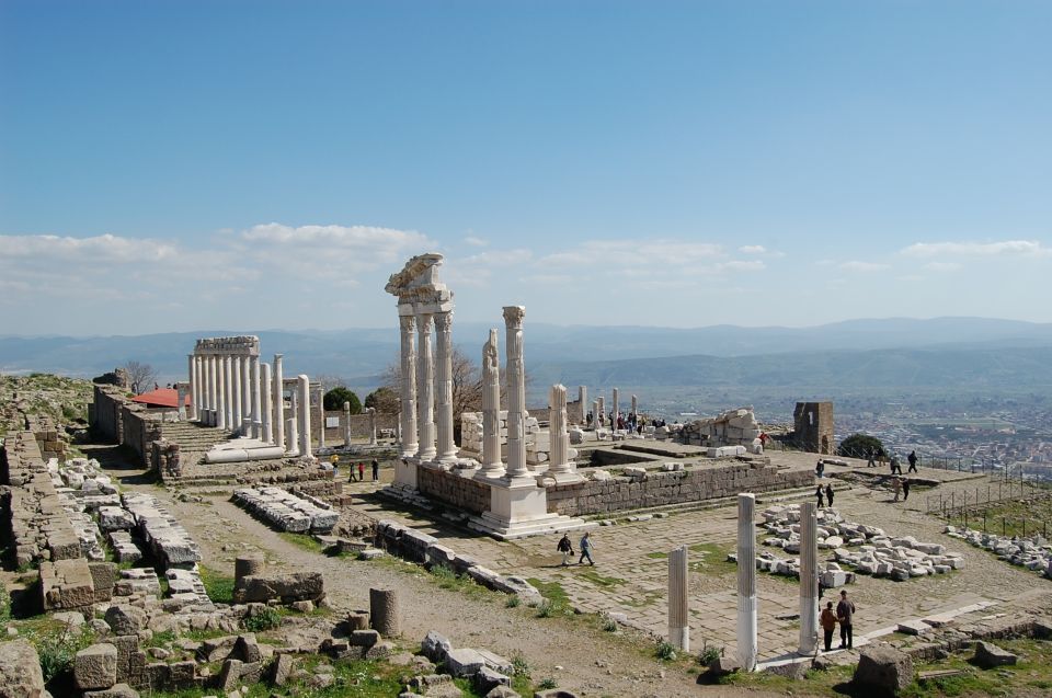 Pergamum Tour With Private Guide & Van - Highlights of Pergamon Acropolis