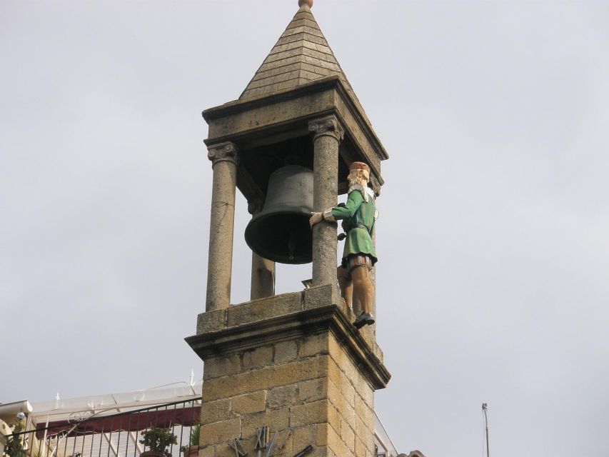 Plasencia - Private Historic Walking Tour - Plasencia Cathedral: Architectural Styles