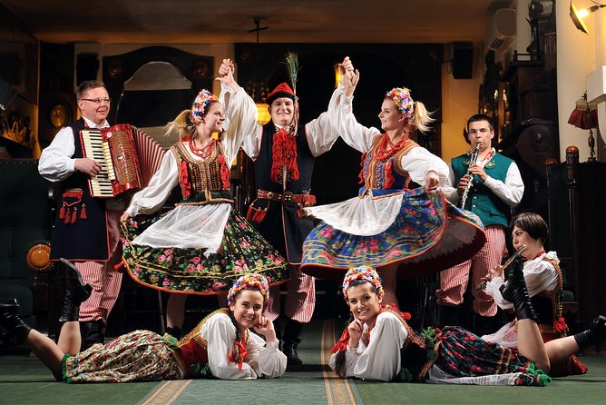 Polish Folk Show With 3 Course Dinner in Krakow Legendary Restaurant - Delectable Three-Course Dinner