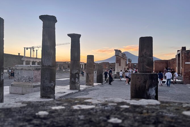 Pompeii From the Afternoon to the Sunset - Guided Tour