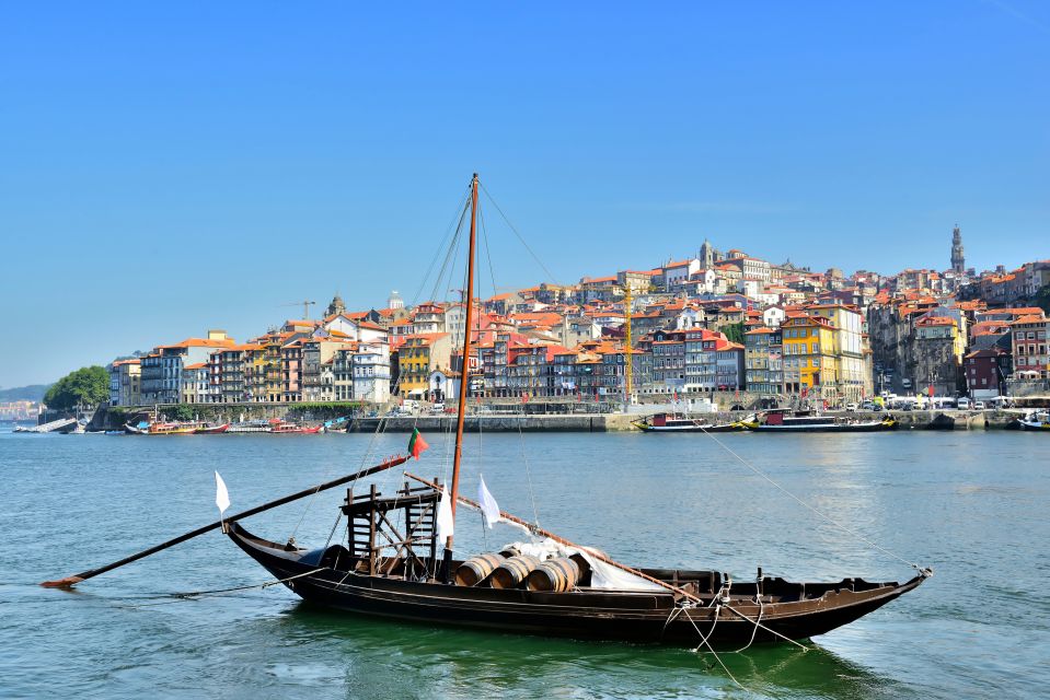 Porto: Historic City Center Walking Tour - Itinerary Highlights